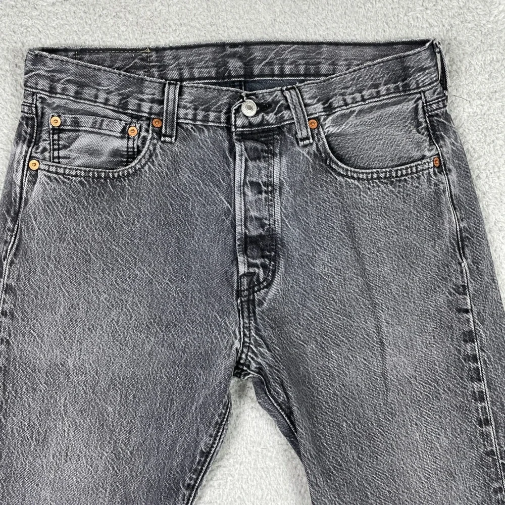 Levis 501 Original Fit Jeans Mens 32x32 (Fits 32x30) Black Fade Straight Stretch